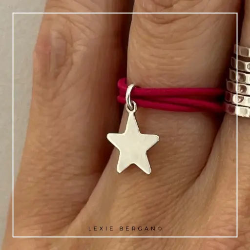 [BAELCOFUBRETCSMM] Bague Élastique Star